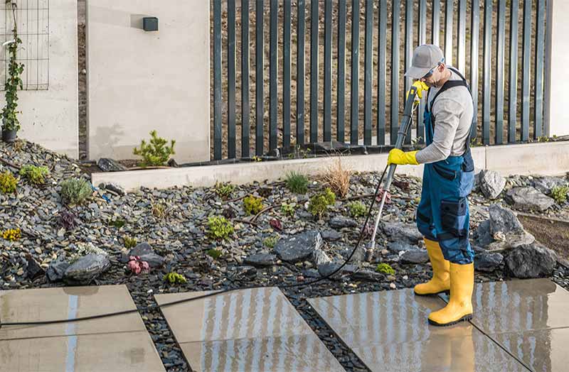 Nettoyage des extérieurs Bruxelles Habitats en Belgique : Nettoyage et traitement anti-mousse sur klinker, pierre bleue, pavé, muret, terrasse … Imperméabilisation hydrofuge klinker, pierre bleue, allée … intervention en BELGIQUE: région Flamande, Wallonne et Bruxelles….